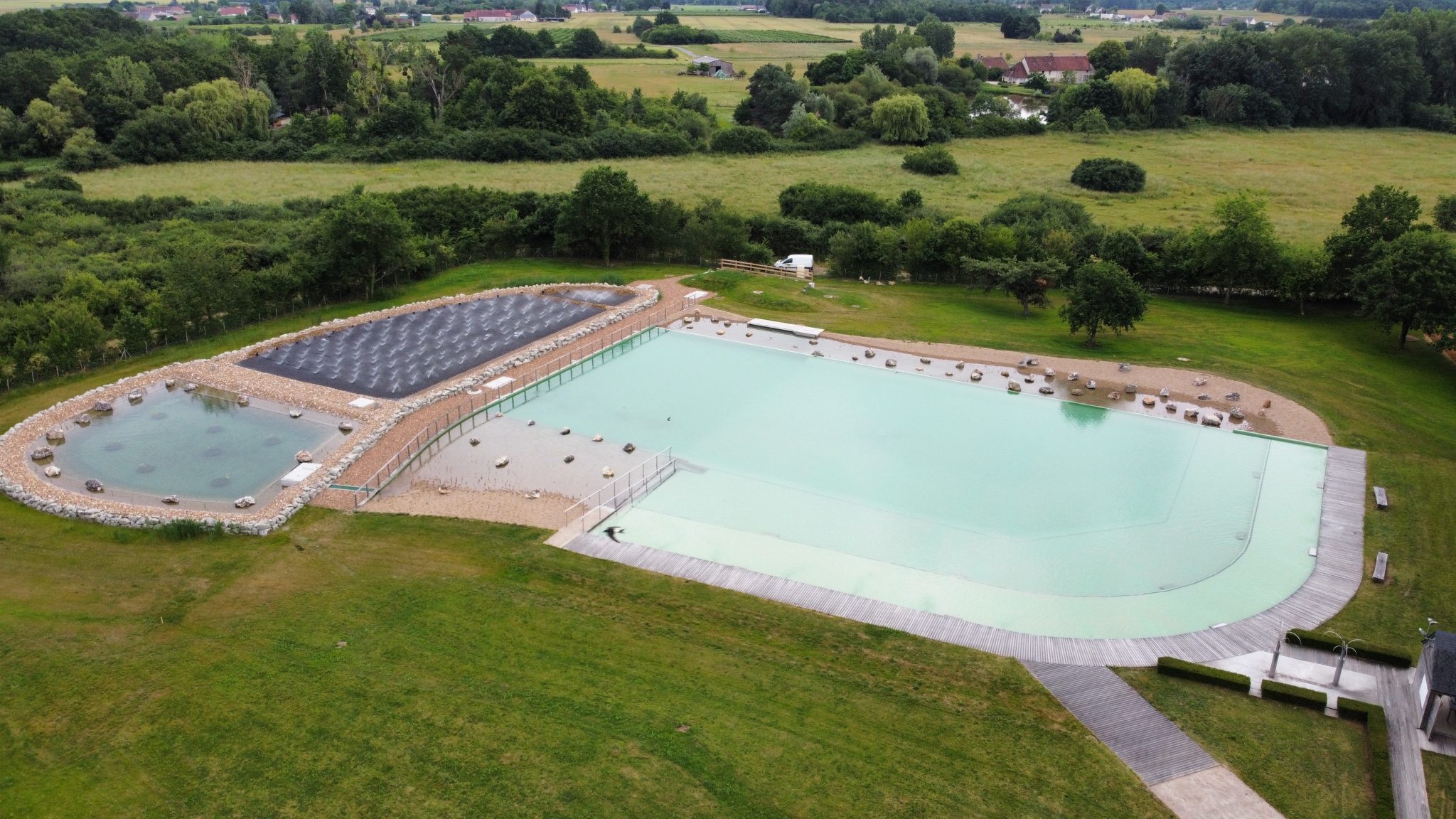 Natural Swimming Pool MontprèsChambord Polyplan